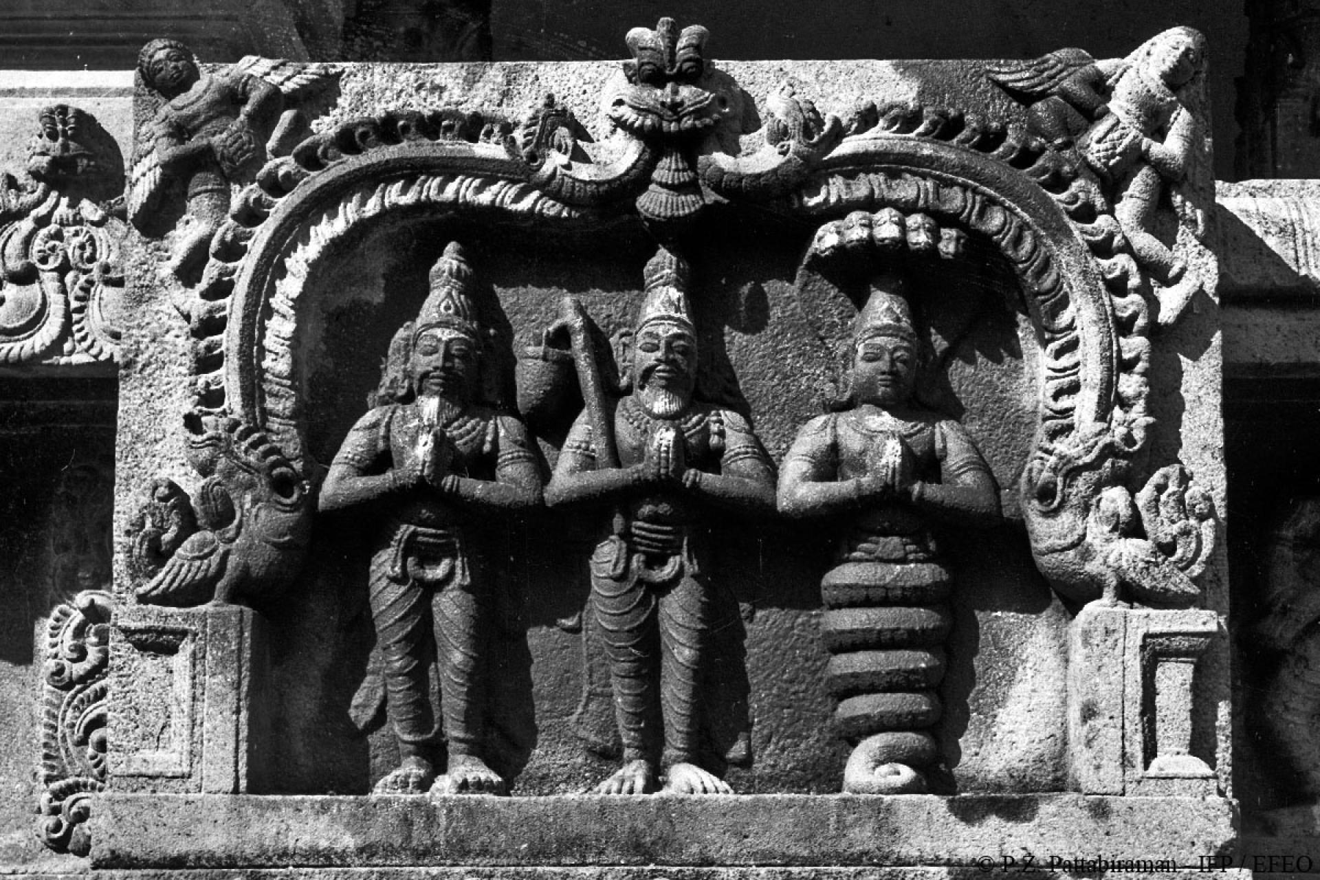 Jaimini, Vyāghrapāda et Patañjali. Temple de Cidambaram (Tamil Nadu).